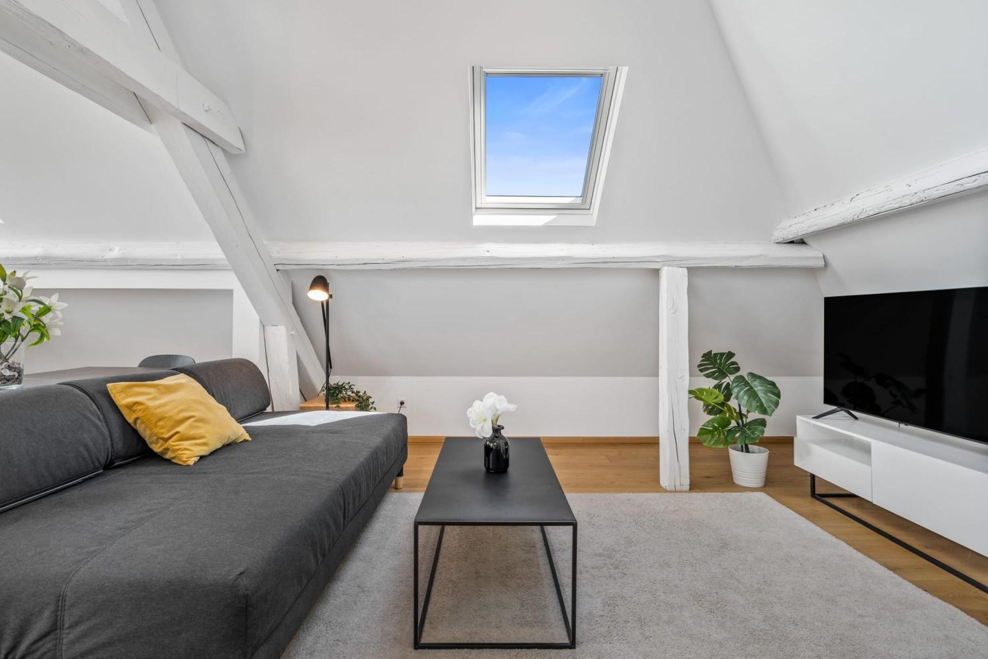 Apartment Elegant 3br In Prime Limpertsberg Location Luxembourg